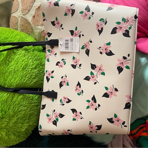 BNWT BEAUTIFUL KATE SPADE TOTE BAG - Picture 2 of 4